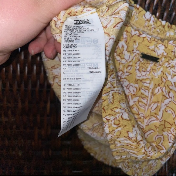 Billabong yellow floral cropped tank top - Picture 2 of 6